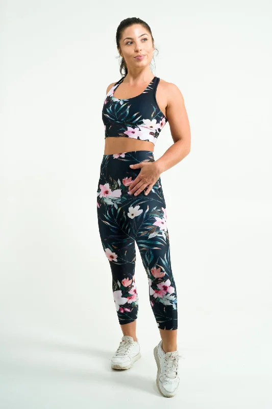 exotic-at-heart-performance-extra-high-waisted-capri-leggings