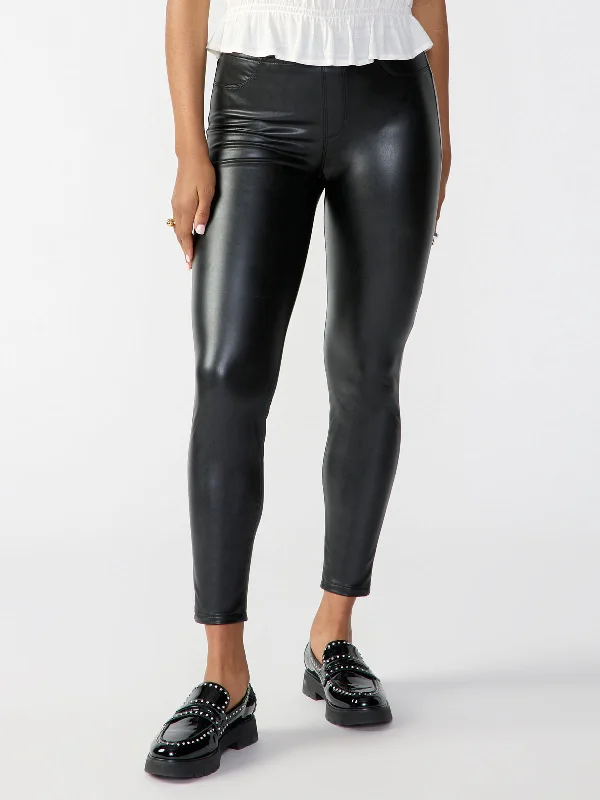 Runway Semi High Rise Legging Slick Black