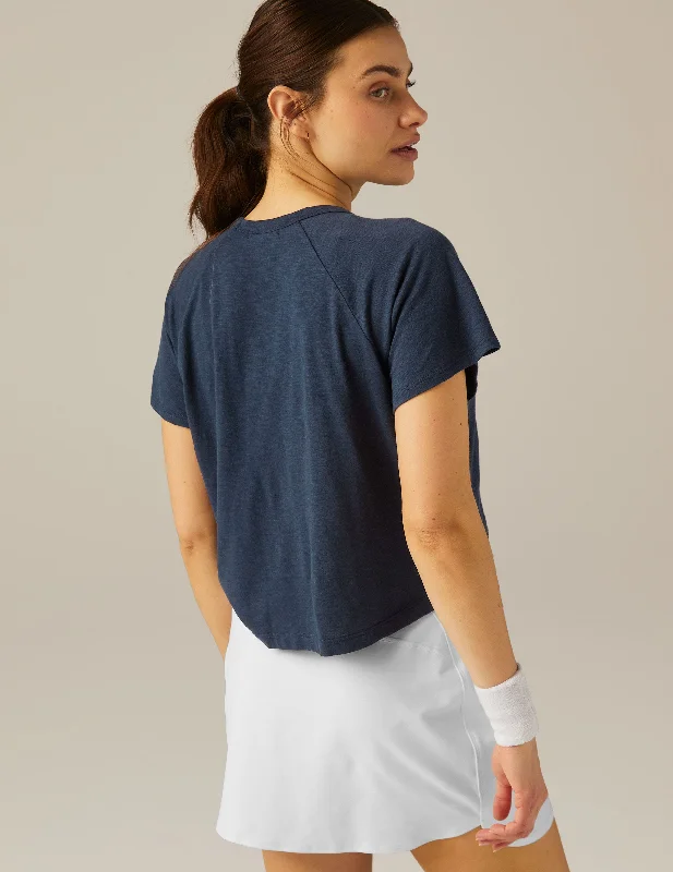 signature-high-low-cropped-tee-nocturnal-navy-bz7864