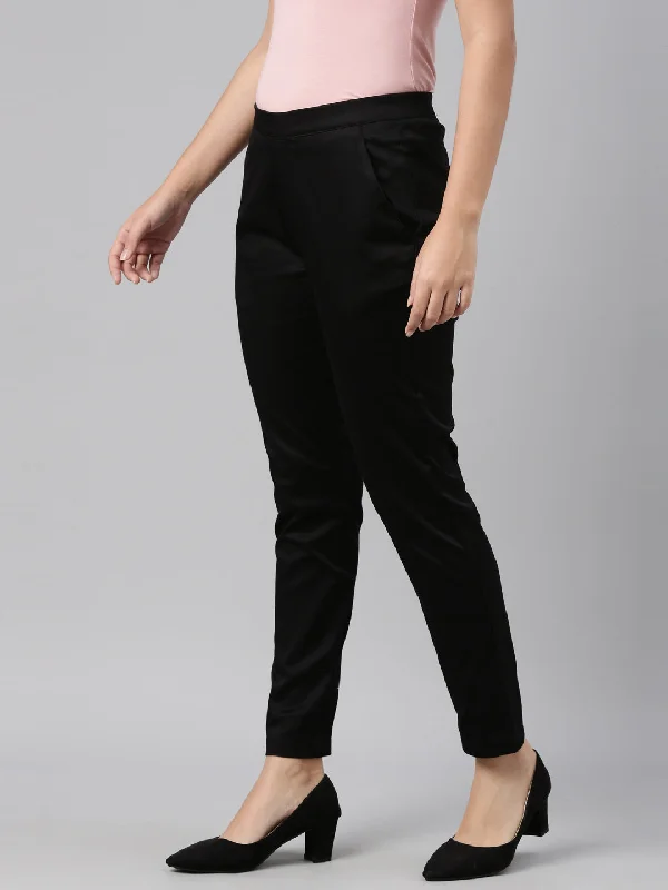 women-solid-black-treggings